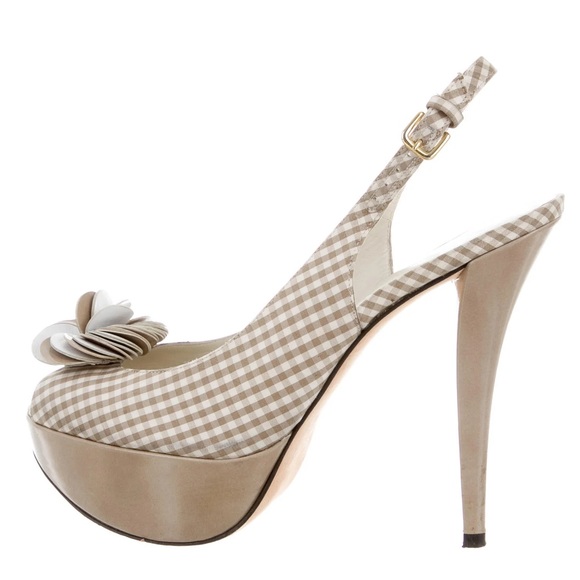 NWOT STUART WEITZMAN Gingham Platform Pumps, 10 - Picture 1 of 5